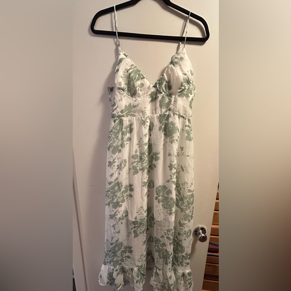 Hello Molly Green Floral Midi Dress